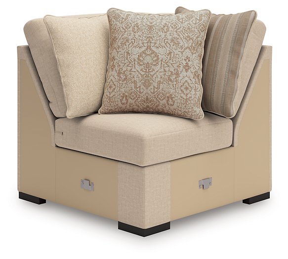 LadyMae Sectional with Chaise - Watson's 87 Furniture (Middlefield,OH)