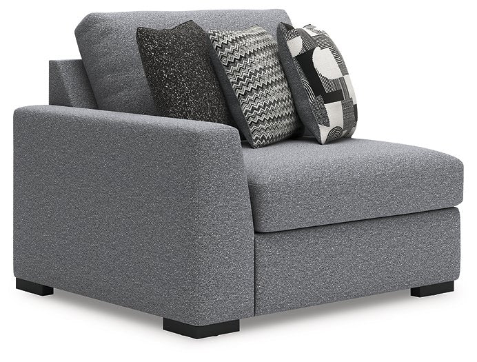 Bealton Sectional with Chaise - Watson's 87 Furniture (Middlefield,OH)