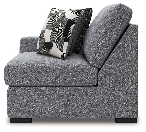 Bealton Sectional with Chaise - Watson's 87 Furniture (Middlefield,OH)