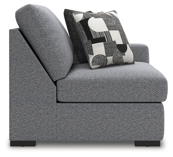 Bealton Sectional with Chaise - Watson's 87 Furniture (Middlefield,OH)