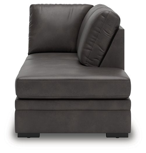 Lofton-Pike Sectional with Chaise - Watson's 87 Furniture (Middlefield,OH)