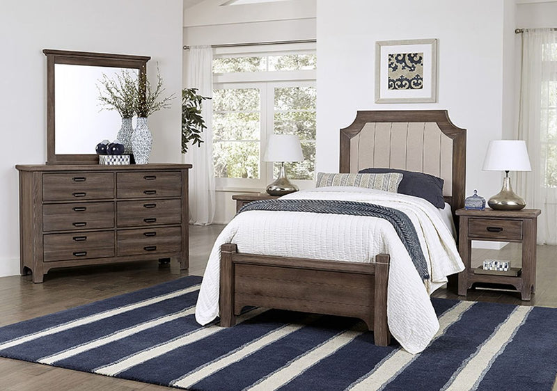 Vaughan-Bassett Bungalow Full Upholstered Bed in Folkstone - Watson's 87 Furniture (Middlefield,OH)