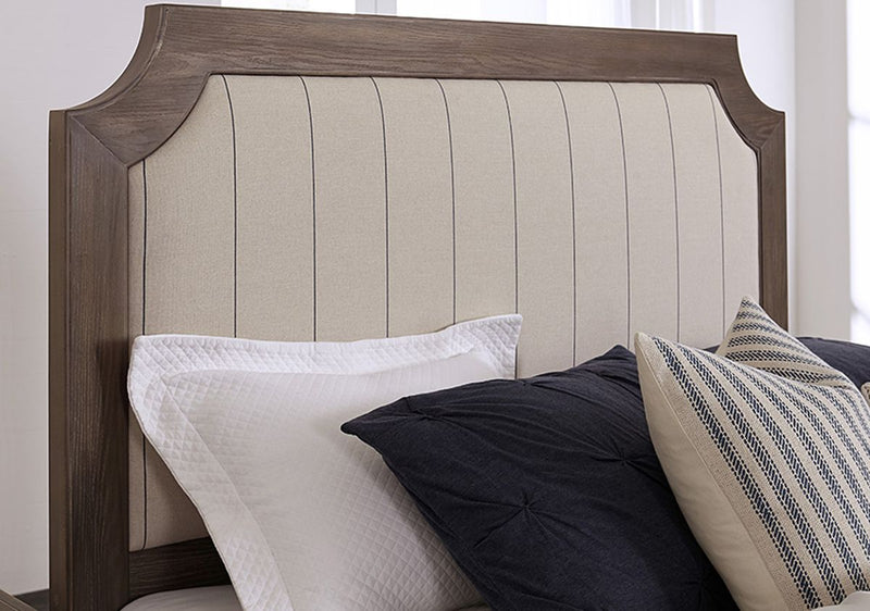 Vaughan-Bassett Bungalow Full Upholstered Bed in Folkstone - Watson's 87 Furniture (Middlefield,OH)
