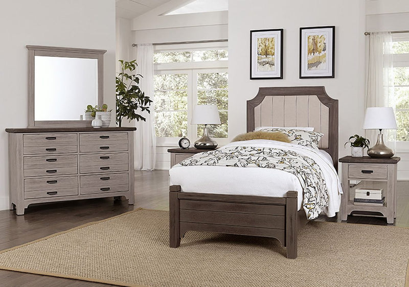 Vaughan-Bassett Bungalow Full Upholstered Bed in Folkstone - Watson's 87 Furniture (Middlefield,OH)