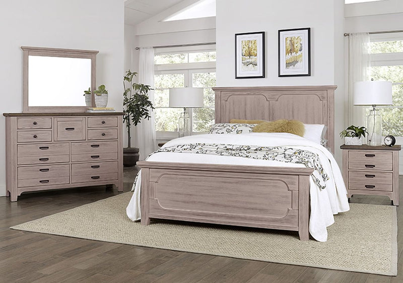 Vaughan-Bassett Bungalow Queen Mantel Panel Bed in Dover - Watson's 87 Furniture (Middlefield,OH)