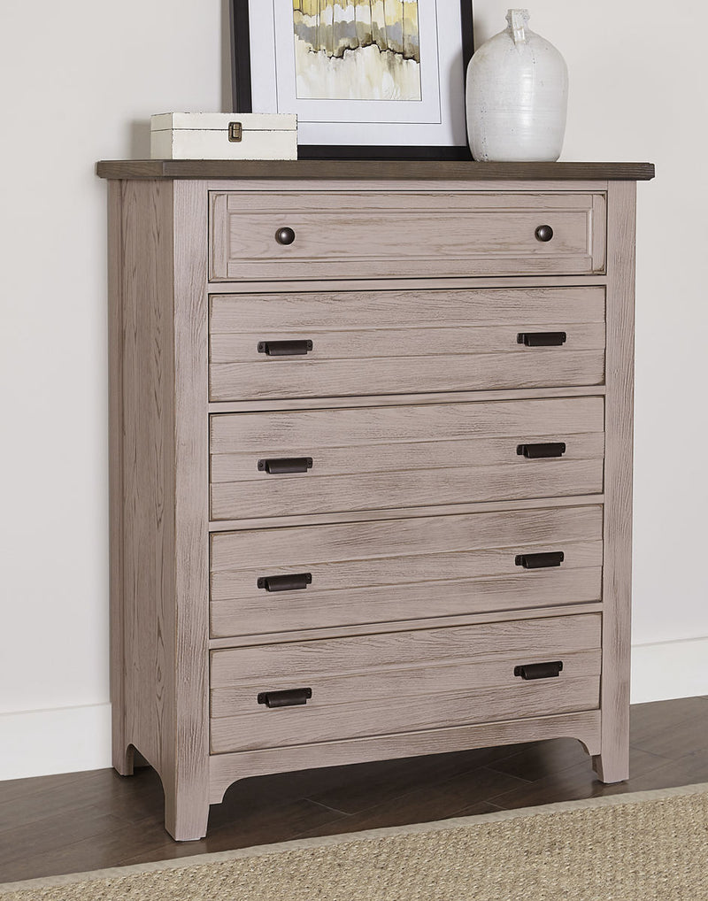 Vaughan-Bassett Bungalow 5 Drawer Chest in Dover - Watson's 87 Furniture (Middlefield,OH)