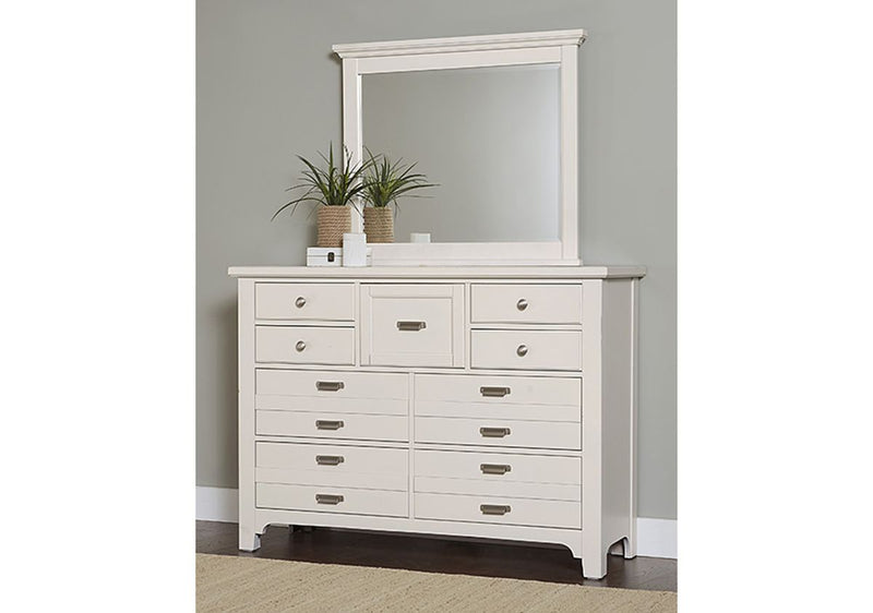 Vaughan-Bassett Bungalow 9 Drawer Master Dresser in Lattice - Watson's 87 Furniture (Middlefield,OH)