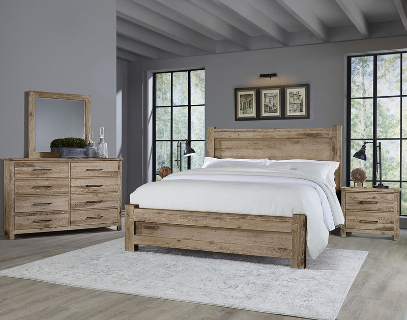 Vaughan Bassett Dovetail Cal King Poster Bed in Sun Bleached White - Watson's 87 Furniture (Middlefield,OH)