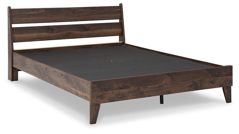 Calverson Panel Bed - Watson's 87 Furniture (Middlefield,OH)