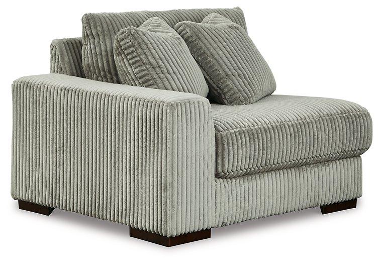 Lindyn Sectional - Watson's 87 Furniture (Middlefield,OH)