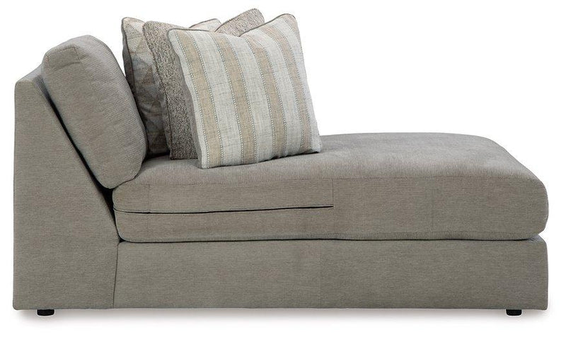 Avaliyah Sectional with Chaise - Watson's 87 Furniture (Middlefield,OH)