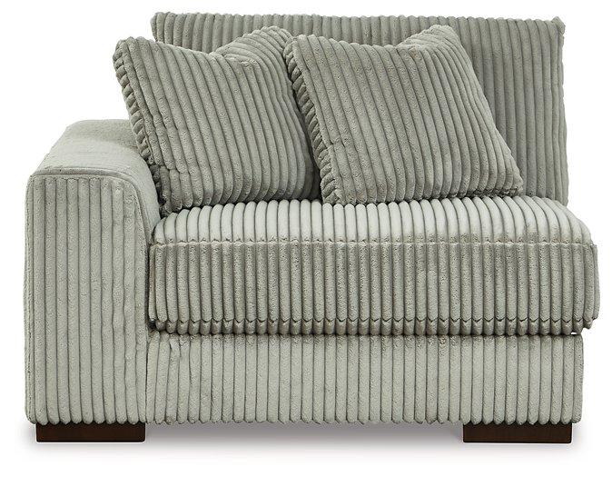 Lindyn Sectional - Watson's 87 Furniture (Middlefield,OH)