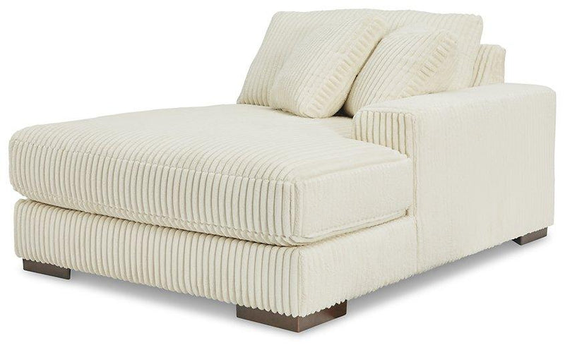 Lindyn Sectional with Double Chaise - Watson's 87 Furniture (Middlefield,OH)