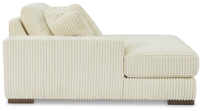 Lindyn Sectional with Double Chaise - Watson's 87 Furniture (Middlefield,OH)