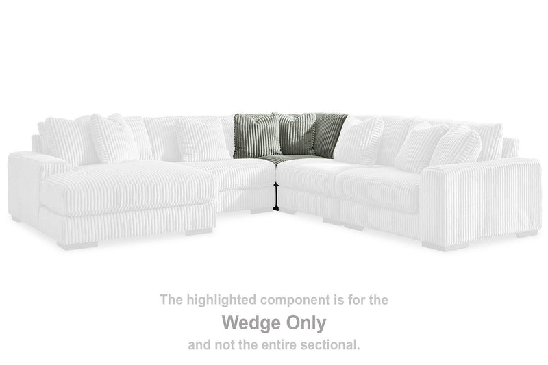 Lindyn Sectional with Chaise - Watson's 87 Furniture (Middlefield,OH)