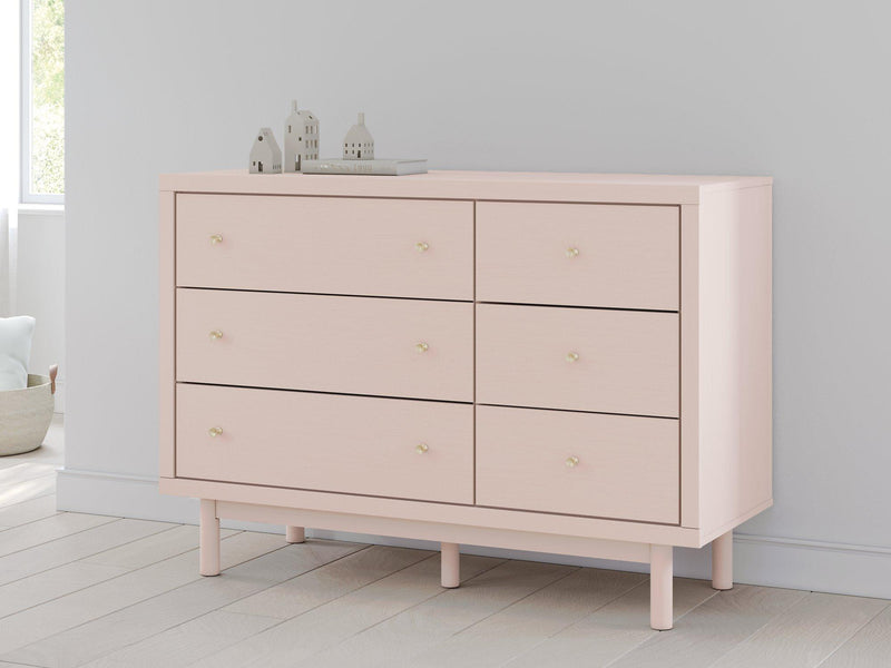 Wistenpine Dresser and Mirror - Watson's 87 Furniture (Middlefield,OH)