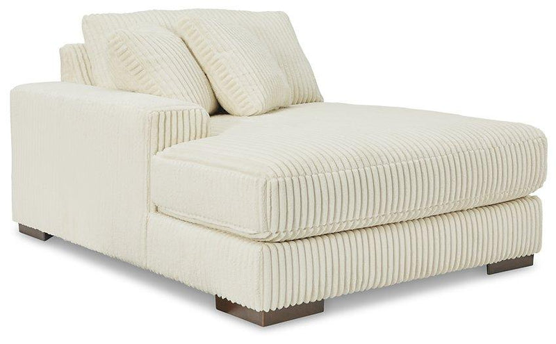 Lindyn Sectional with Double Chaise - Watson's 87 Furniture (Middlefield,OH)