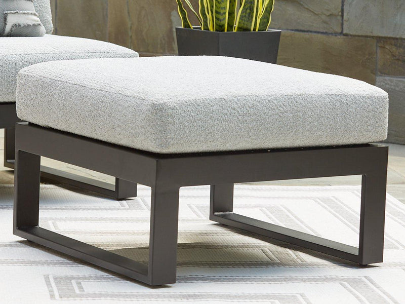 Beachloft Outdoor Sectional - Watson's 87 Furniture (Middlefield,OH)