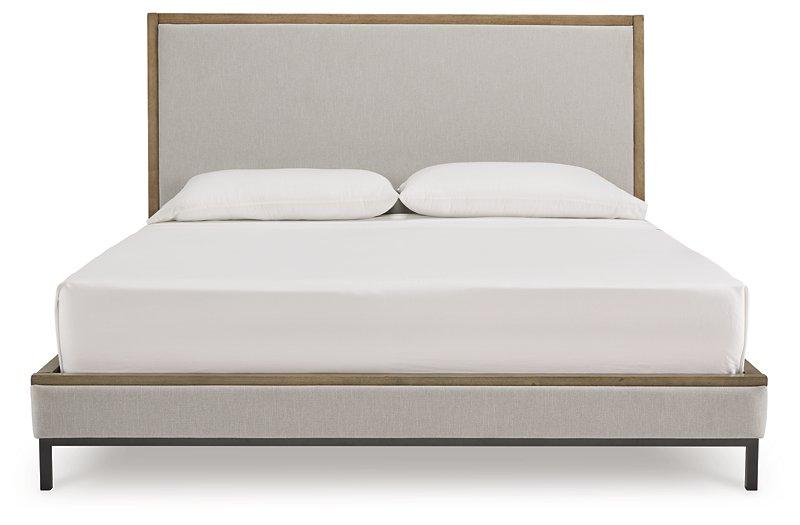 Tomtyn Upholstered Bed - Watson's 87 Furniture (Middlefield,OH)