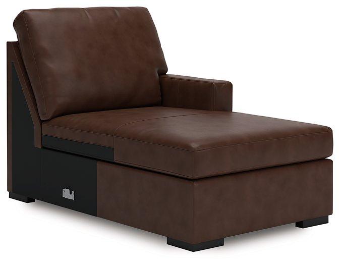 McDowlan Sectional with Chaise - Watson's 87 Furniture (Middlefield,OH)