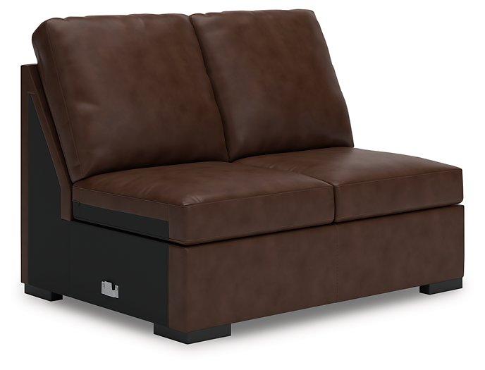 McDowlan Sectional with Chaise - Watson's 87 Furniture (Middlefield,OH)