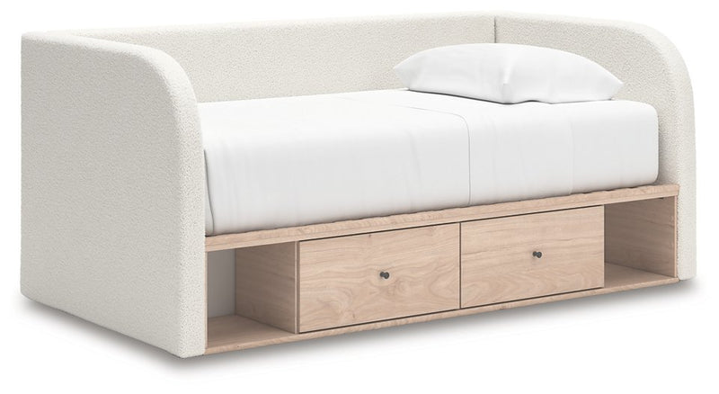 Arloster Upholstered Bed - Watson's 87 Furniture (Middlefield,OH)