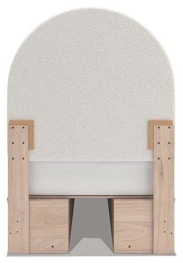 Arloster Upholstered Bed - Watson's 87 Furniture (Middlefield,OH)