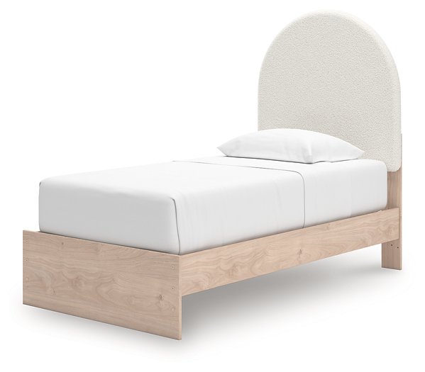 Arloster Upholstered Bed - Watson's 87 Furniture (Middlefield,OH)