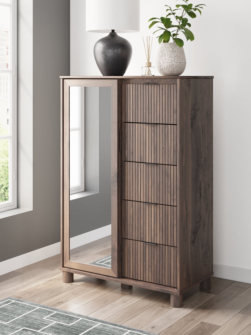 Pamytta Dressing Chest - Watson's 87 Furniture (Middlefield,OH)