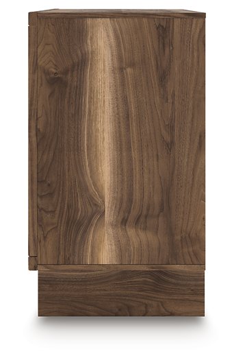 Chirason Dresser and Mirror - Watson's 87 Furniture (Middlefield,OH)