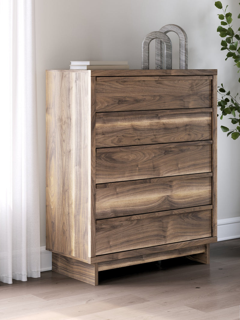 Chirason Wide Chest of Drawers - Watson's 87 Furniture (Middlefield,OH)
