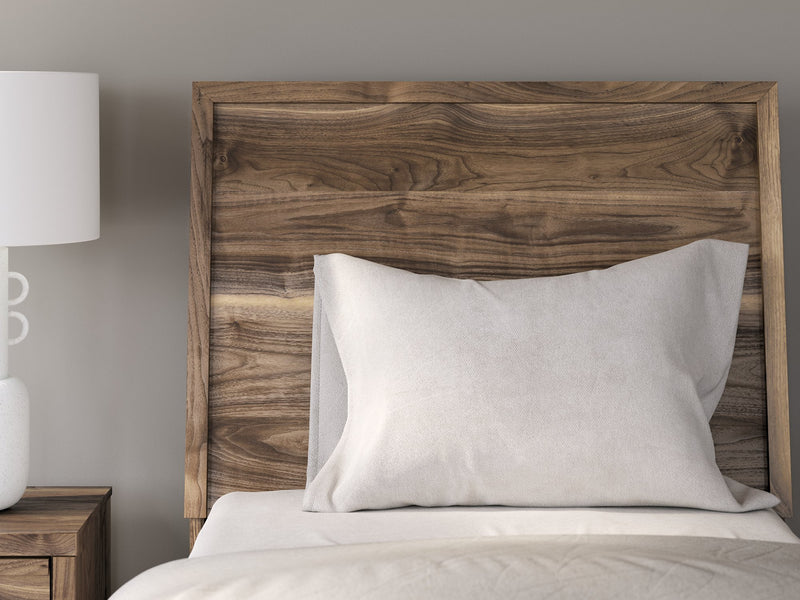 Chirason Bed - Watson's 87 Furniture (Middlefield,OH)