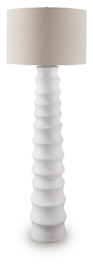 Veraleigh Floor Lamp - Watson's 87 Furniture (Middlefield,OH)