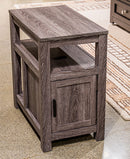 Fendenmore Chairside End Table - Watson's 87 Furniture (Middlefield,OH)
