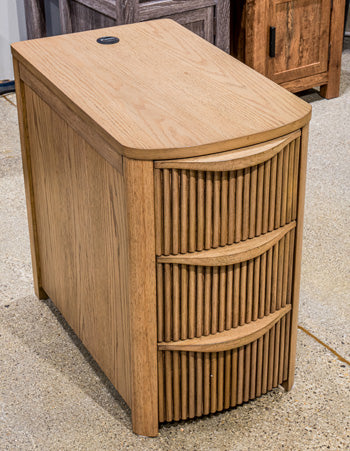 Camdill Chairside End Table - Watson's 87 Furniture (Middlefield,OH)