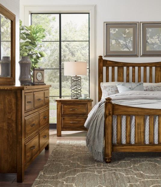 Vaughan-Bassett Maple Road Queen Slat Poster Bed  in Antique Amish - Watson's 87 Furniture (Middlefield,OH)