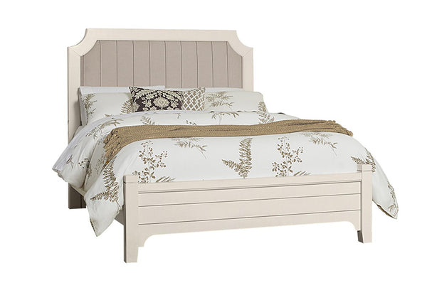 Vaughan-Bassett Bungalow Queen Upholstered Bed in Lattice
